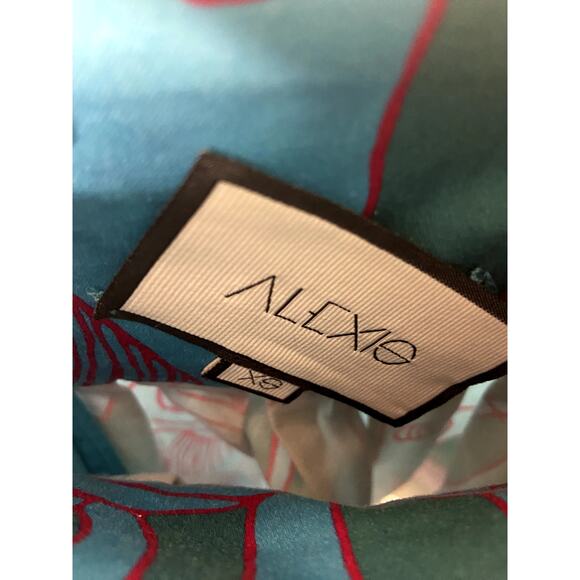 Alexis Top and Skirt Set size XS/S - Picture 6 of 7